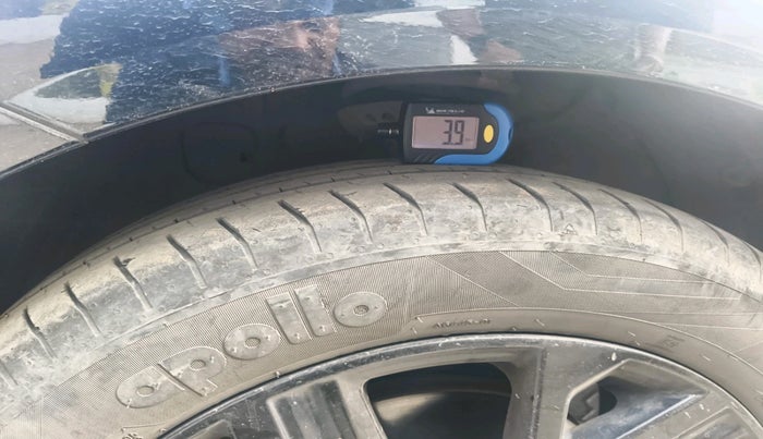 2023 Hyundai Verna  SX 1.5 Turbo DCT , Petrol, Automatic, 25,216 km, tyre