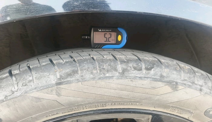 2023 Hyundai Verna  SX 1.5 Turbo DCT , Petrol, Automatic, 25,216 km, tyre