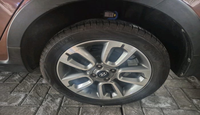 2015 Hyundai i20 Active 1.2 S, Petrol, Manual, 37,579 km, tyre