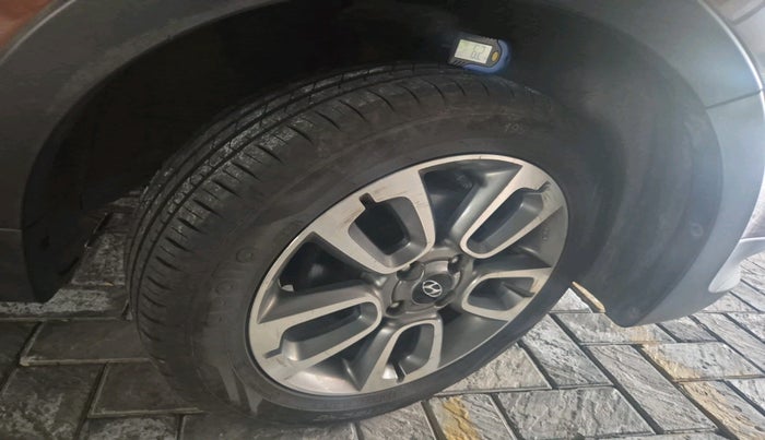 2015 Hyundai i20 Active 1.2 S, Petrol, Manual, 37,579 km, tyre