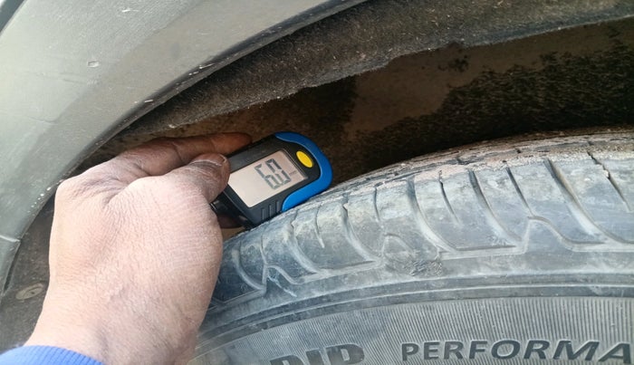 2016 Hyundai Creta SX 1.6 DIESEL, Diesel, Manual, 3,57,927 km, tyre