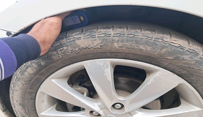 2013 Hyundai Verna FLUIDIC 1.6 CRDI SX, Diesel, Manual, 1,28,893 km, tyre