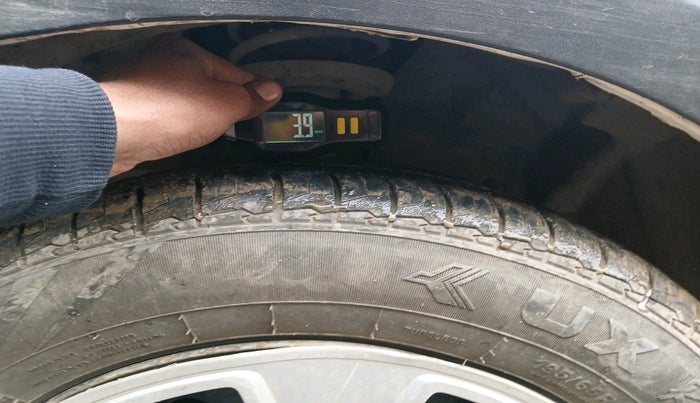 2019 Ford Ecosport AMBIENTE 1.5L PETROL, Petrol, Manual, 1,14,196 km, tyre