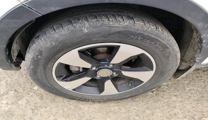 2018 Tata NEXON XZ PLUS DIESEL, Diesel, Manual, 2,60,632 km, tyre