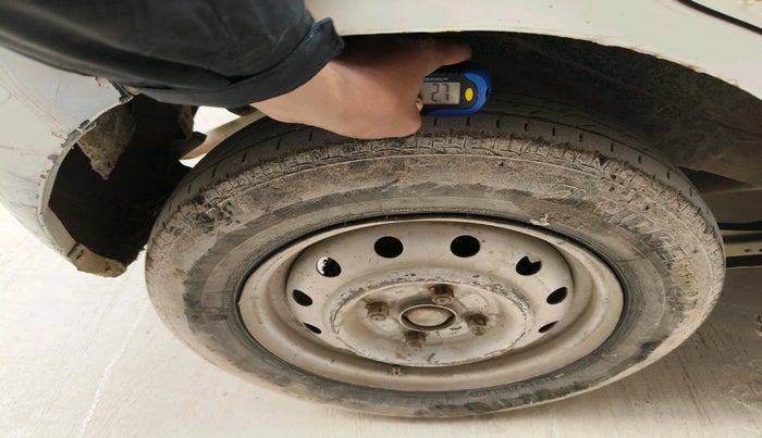 2011 Maruti Wagon R 1.0 LXI, Petrol, Manual, 84,541 km, tyre