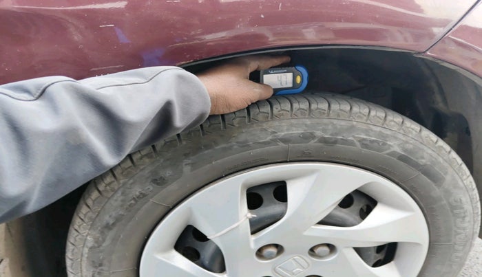 2014 Honda Amaze 1.5L I-DTEC S, Diesel, Manual, 1,09,316 km, tyre