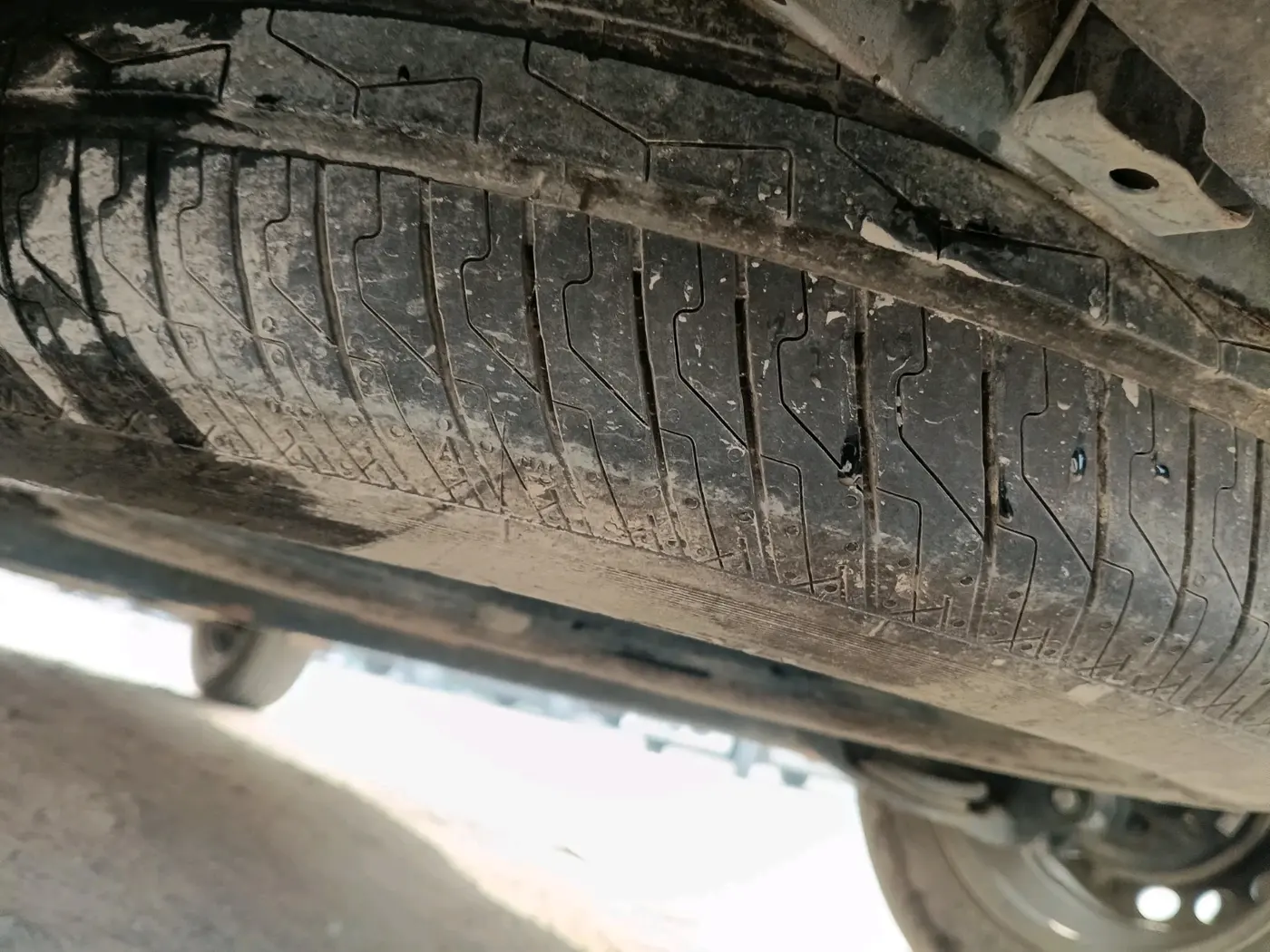 2024 Tata PUNCH ADVENTURE RHYTHM CNG MT, CNG, Manual, 30,838 km, tyre
