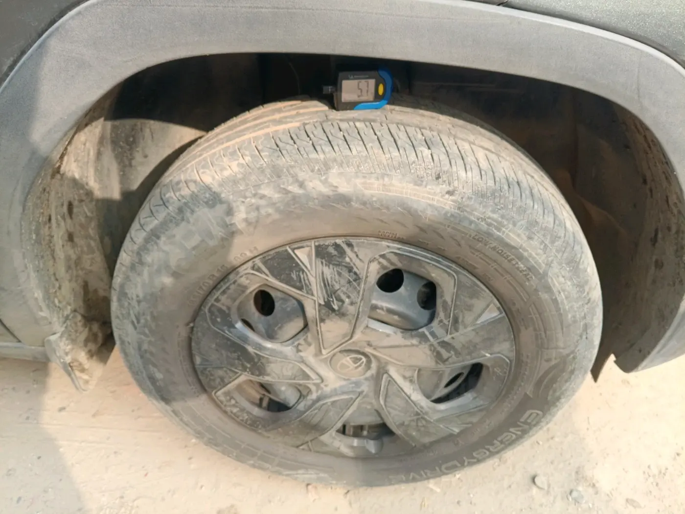 2024 Tata PUNCH ADVENTURE RHYTHM CNG MT, CNG, Manual, 30,838 km, tyre