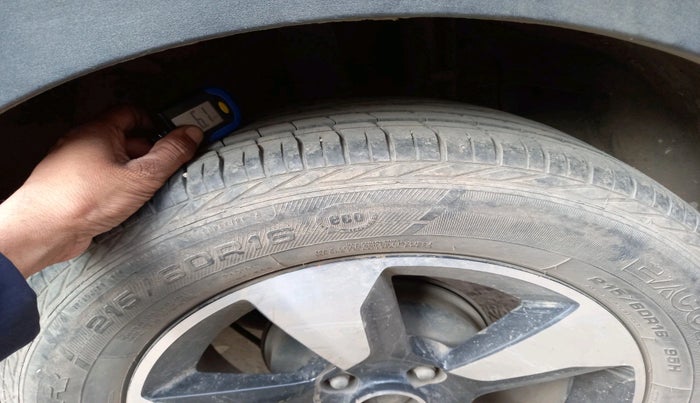 2018 Tata NEXON XZA PLUS DIESEL DUAL TONE, Diesel, Automatic, 30,713 km, tyre