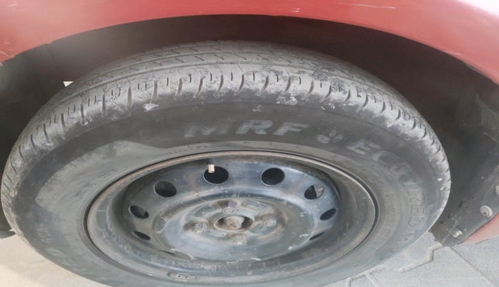 2011 Maruti Swift VDI, Diesel, Manual, 1,68,699 km, tyre