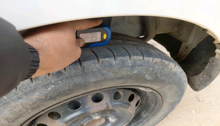 2019 Maruti New Wagon-R VXI 1.0, Petrol, Manual, 88,926 km, tyre