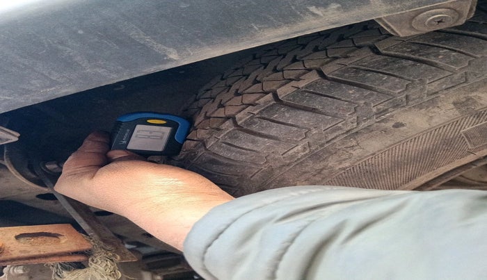 2017 Mahindra XUV500 W10 AT 1.99, Diesel, Automatic, 82,125 km, tyre