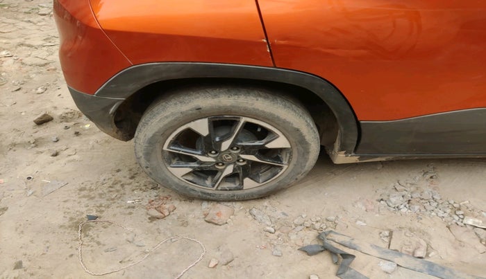 2022 Tata PUNCH ACCOMPLISHED MT, Petrol, Manual, 1,09,235 km, tyre