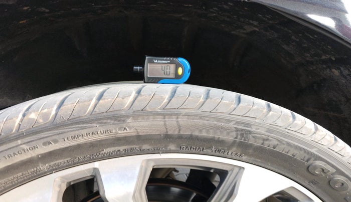 2016 Ford Endeavour TITANIUM 3.2 4X4 AT, Diesel, Automatic, 94,110 km, tyre