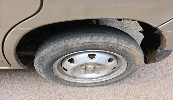 2012 Maruti Zen Estilo LXI, Petrol, Manual, 43,880 km, tyre