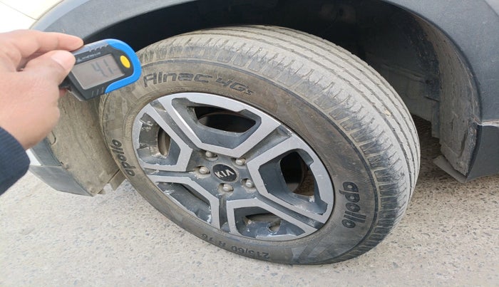 2021 KIA SONET HTX 1.5, Diesel, Manual, 55,358 km, tyre