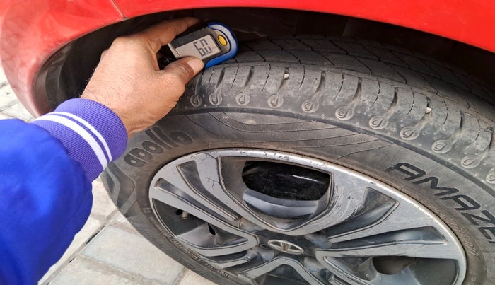 2022 Tata Tiago XT CNG, Petrol, Manual, 29,741 km, tyre