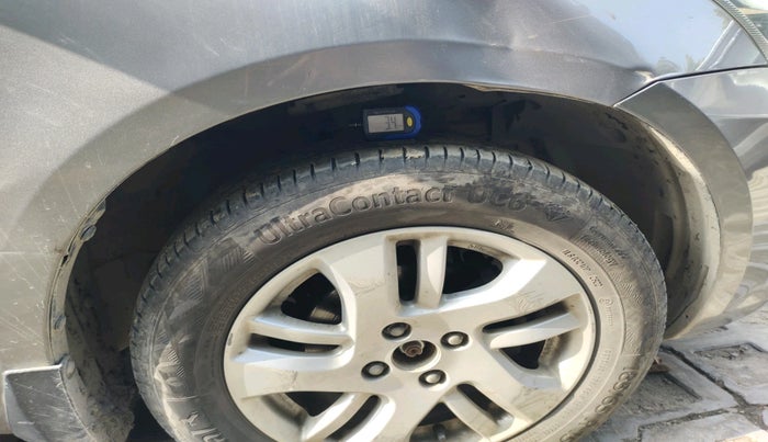 2013 Maruti Swift Dzire ZXI, Petrol, Manual, 68,591 km, tyre