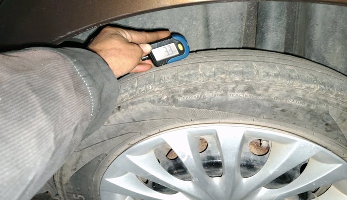 2017 Maruti Ciaz DELTA DIESEL 1.3, Diesel, Manual, 1,28,599 km, tyre