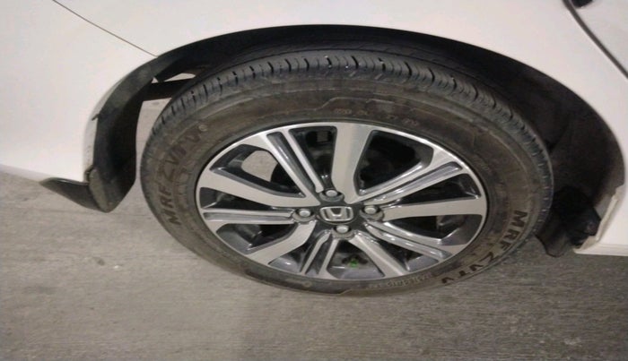 2023 Honda Amaze 1.2L I-VTEC VX CVT, Petrol, Automatic, 24,343 km, tyre