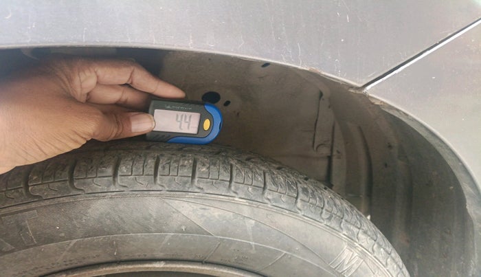 2011 Maruti Wagon R 1.0 LXI, Petrol, Manual, 27,336 km, tyre