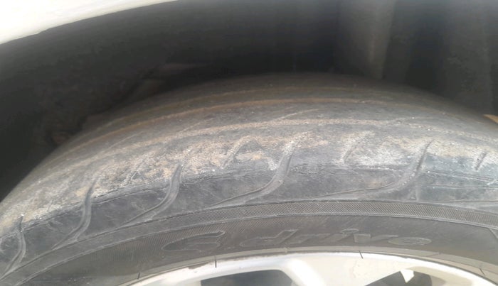 2016 Ford New Figo TREND 1.2 PETROL, Petrol, Manual, 1,12,536 km, tyre