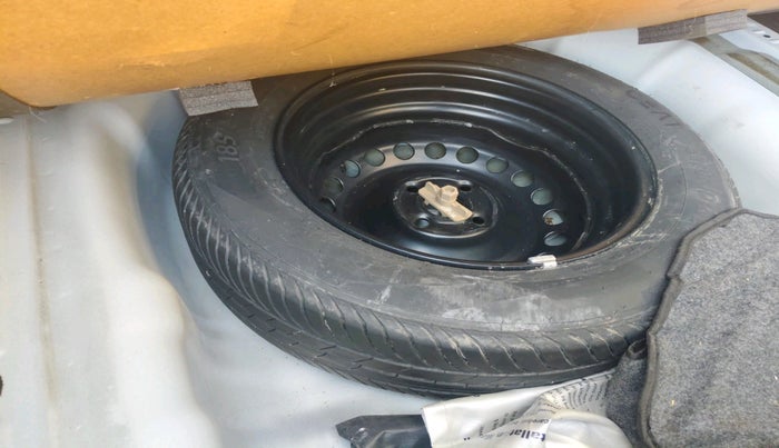 2023 Hyundai Verna SX 1.5 l MPI, Petrol, Manual, 13,090 km, tyre