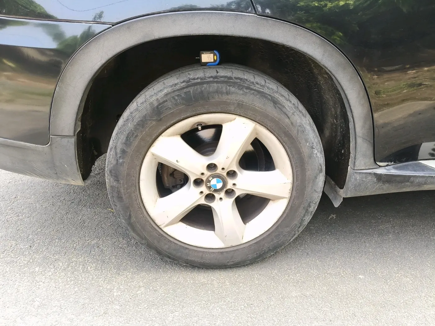 2013 BMW X5 xDrive 30d, Diesel, Automatic, 1,47,080 km, tyre