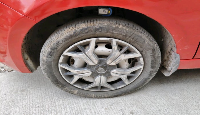 2020 Tata Tiago XE PETROL, Petrol, Manual, 93,880 km, tyre