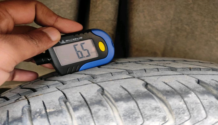 2018 Maruti Ciaz DELTA DIESEL 1.3, Diesel, Manual, 74,303 km, tyre