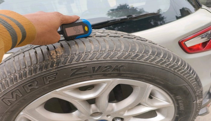 2016 Ford Ecosport TITANIUM 1.5L PETROL, Petrol, Manual, 1,07,469 km, tyre