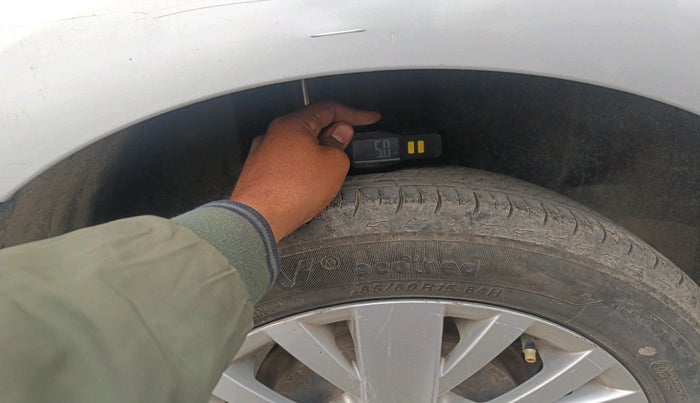 2014 Volkswagen Vento HIGHLINE DIESEL 1.5, Diesel, Manual, 1,35,587 km, tyre