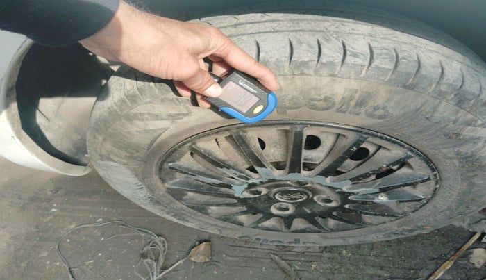 2018 Maruti Dzire VXI, Petrol, Manual, 65,243 km, tyre