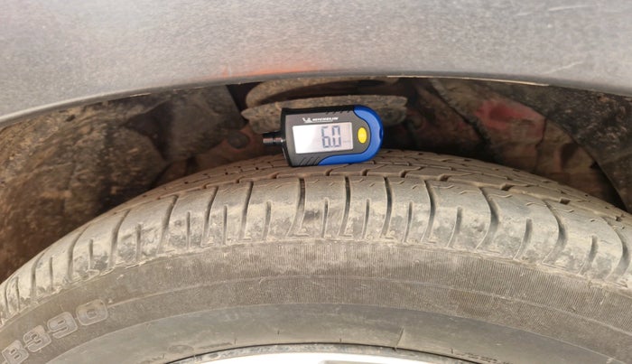 2019 Mahindra XUV300 W6 1.5 DIESEL, Diesel, Manual, 80,265 km, tyre