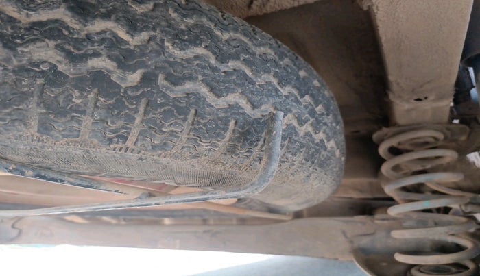 2019 Renault TRIBER RXZ, Petrol, Manual, 27,649 km, tyre