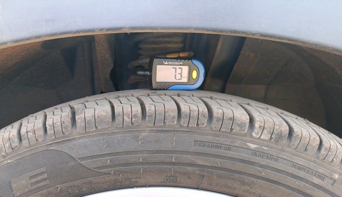 2019 Renault TRIBER RXZ, Petrol, Manual, 27,649 km, tyre