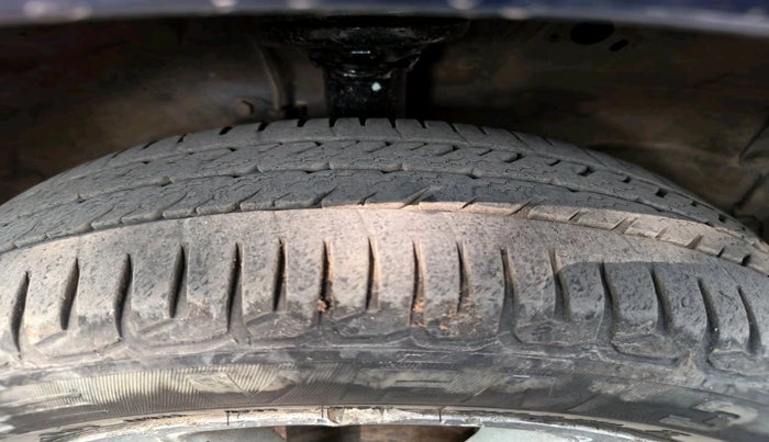 2014 Maruti Wagon R Stingray VXI, Petrol, Manual, 1,32,139 km, tyre