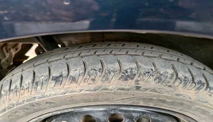 2014 Maruti Wagon R Stingray VXI, Petrol, Manual, 1,32,139 km, tyre