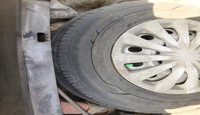 2016 Maruti Swift Dzire TOUR DIESEL, Diesel, Manual, 1,55,702 km, tyre