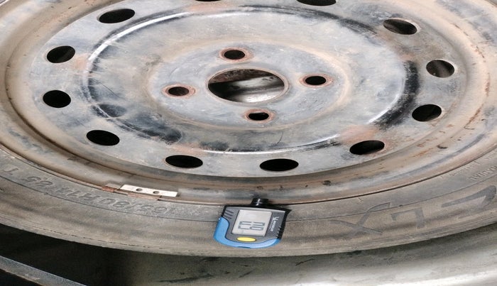 2014 Maruti Swift VDI, Diesel, Manual, 1,32,687 km, tyre