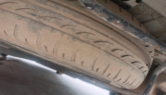 2021 Maruti Ertiga VXI CNG, Petrol, Manual, 63,485 km, tyre