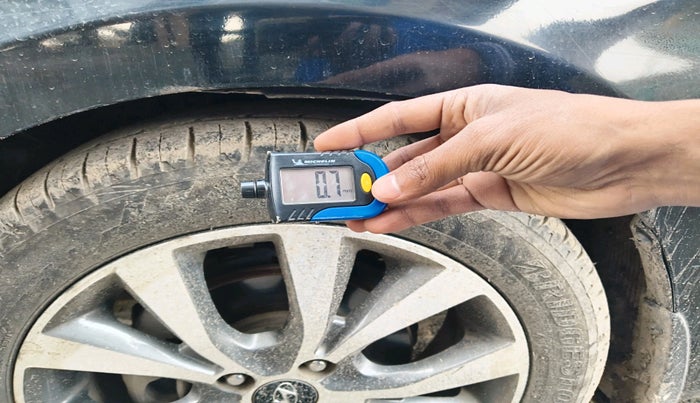 2014 Hyundai Verna FLUIDIC 1.6 VTVT SX, Petrol, Manual, 1,17,264 km, tyre