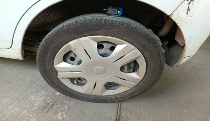 2012 Maruti Wagon R 1.0 VXI, Petrol, Manual, 54,434 km, tyre