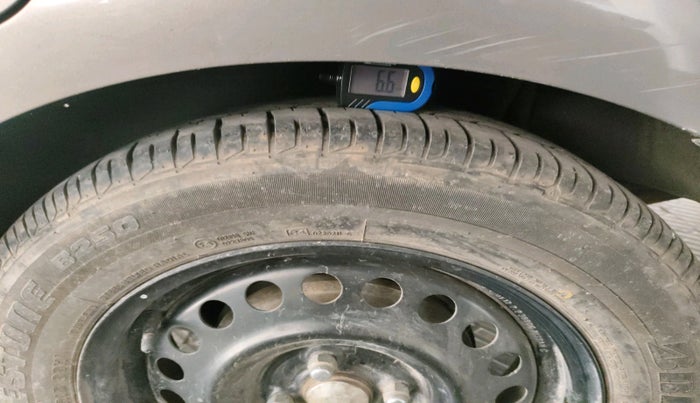 2012 Nissan Sunny XV DIESEL, Diesel, Manual, 84,377 km, tyre