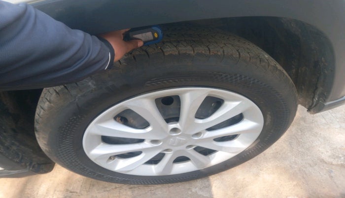 2024 Maruti Grand Vitara SIGMA SMART HYBRID, Petrol, Manual, 25,121 km, tyre