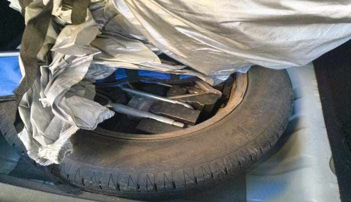 2022 MG ASTOR STYLE 1.5 MT, Petrol, Manual, 25,500 km, tyre