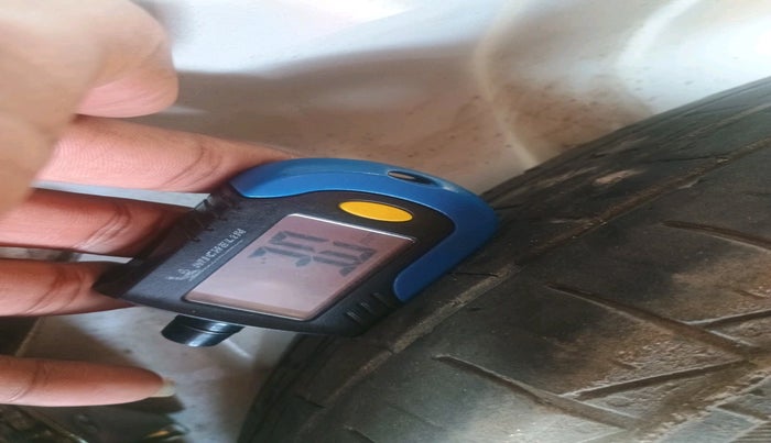 2022 Maruti Alto VXI, Petrol, Manual, 22,444 km, tyre