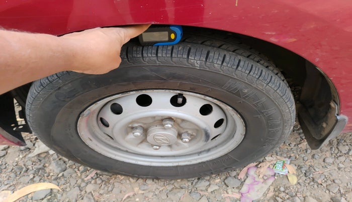 2014 Hyundai Eon ERA +, Petrol, Manual, 95,266 km, tyre