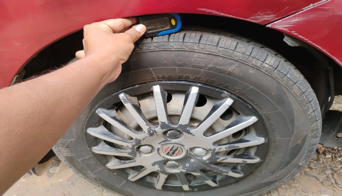 2014 Hyundai Eon ERA +, Petrol, Manual, 95,266 km, tyre