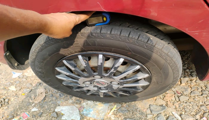 2014 Hyundai Eon ERA +, Petrol, Manual, 95,266 km, tyre